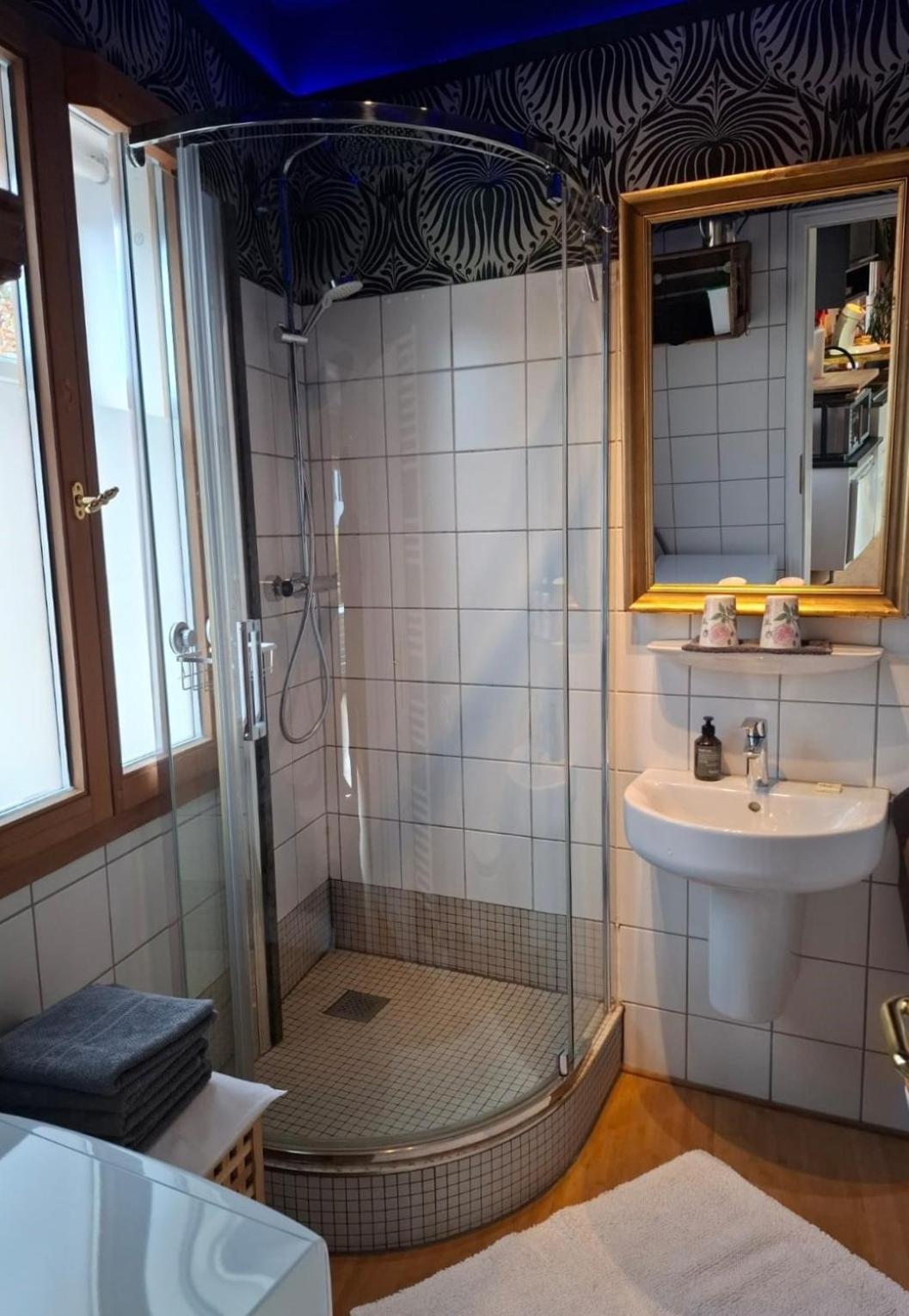 Apartment Leopold Mit Balkon 코부르크 외부 사진