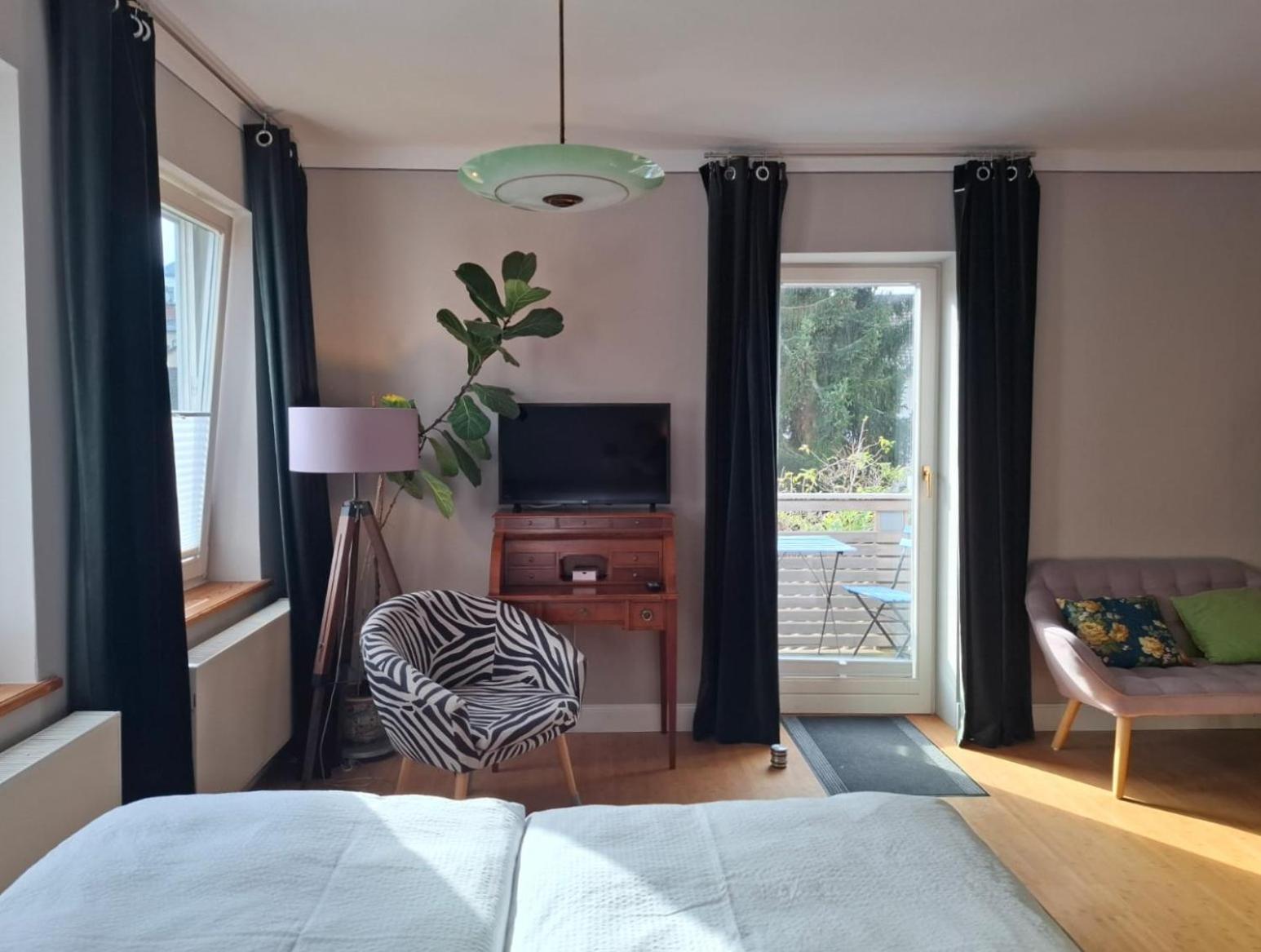 Apartment Leopold Mit Balkon 코부르크 외부 사진